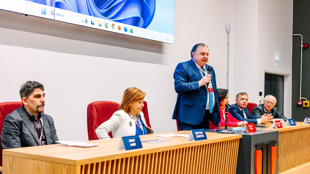 KÉSZ Románia szakmai előadással vett részt a Fémszerkezetek Országos Konferenciáján