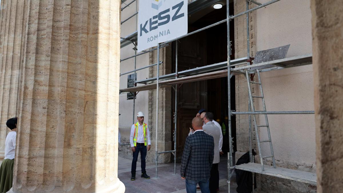 Látogatás a felsőbányai templom felújításán