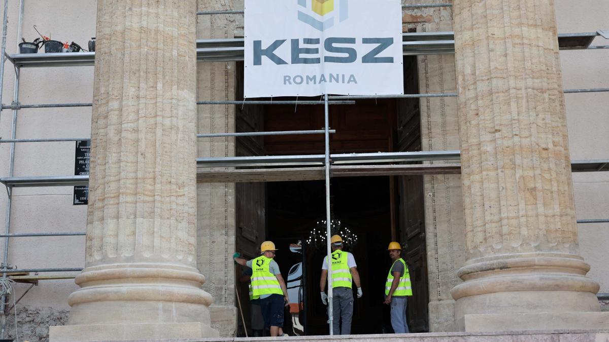 Látogatás a felsőbányai templom felújításán