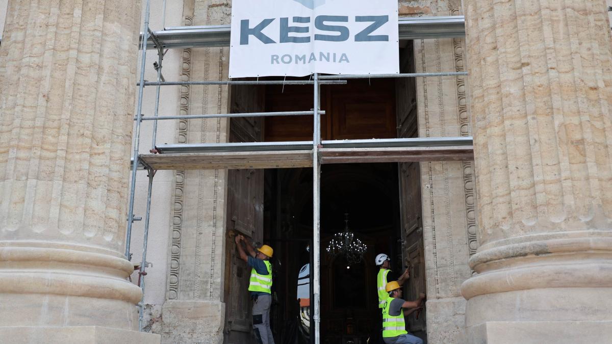 Látogatás a felsőbányai templom felújításán