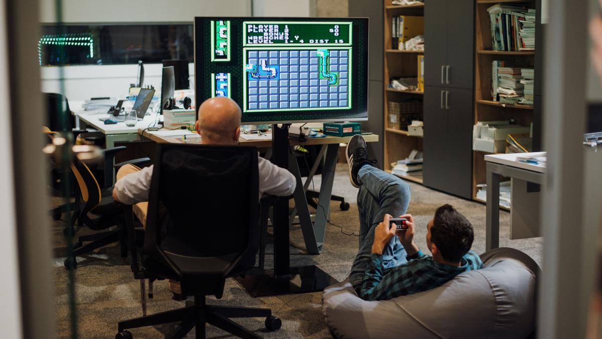 Noaptea Companiilor s-a încheiat cu succes la KÉSZ România.