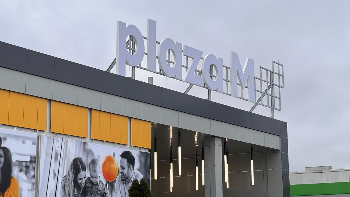 S-a transformat centrul comercial din Târgu Mureș – KÉSZ România a participat ca antreprenor general la realizarea Plaza M