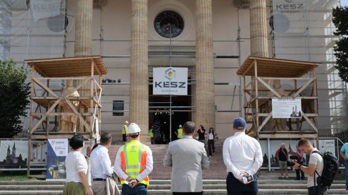 Látogatás a felsőbányai templom felújításán