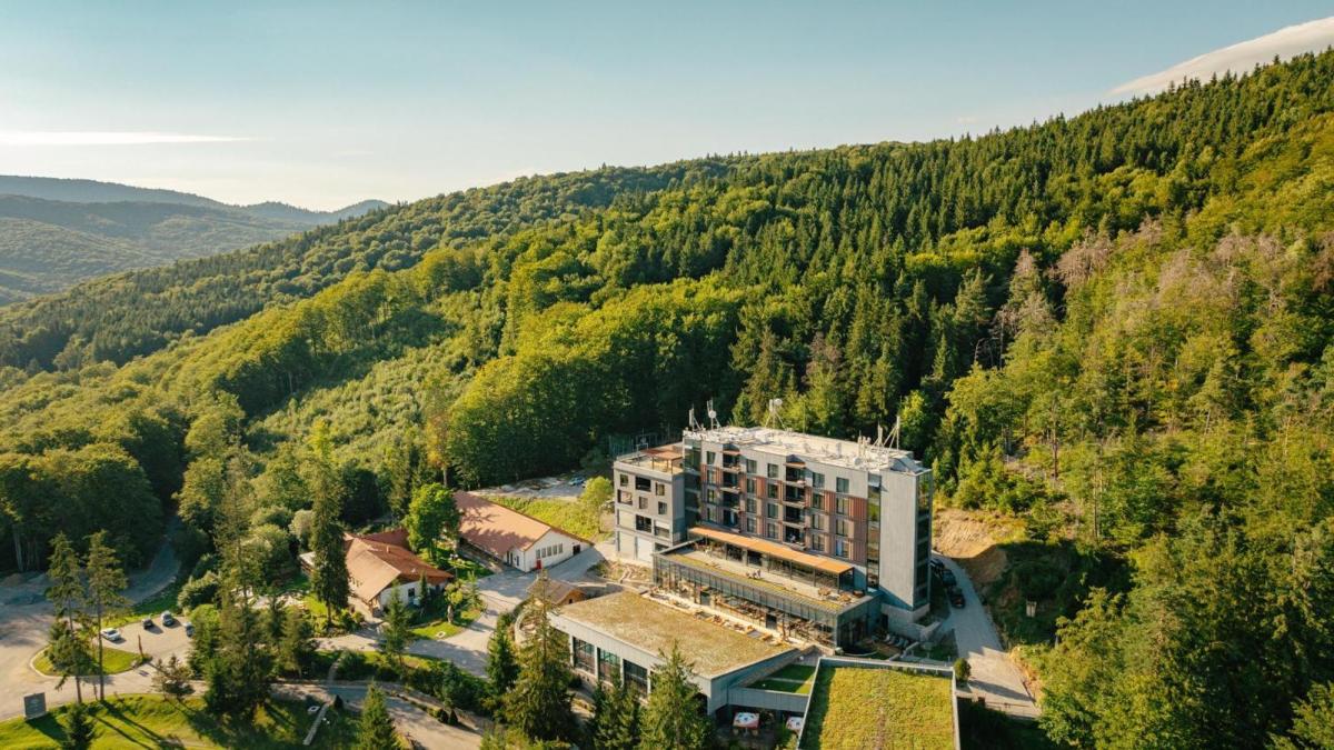 Peakture Hotel Resort