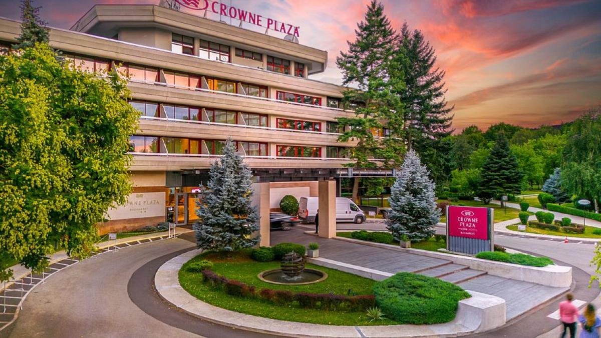 Crowne Plaza